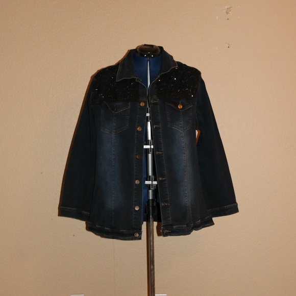 Women's Stretch Jean Jacket NWT Embellished - Picture 2 of 4